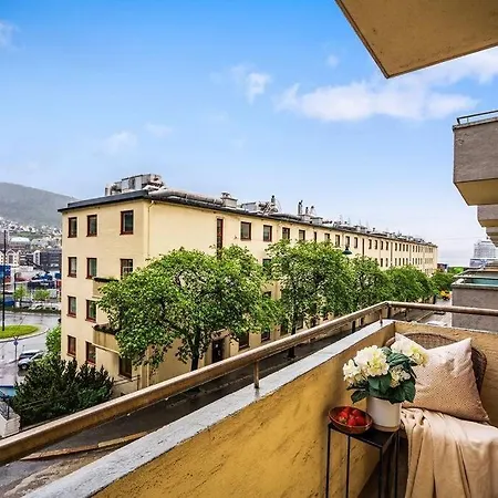Lägenhet With Private Balcony And Flexible Check In Bergen